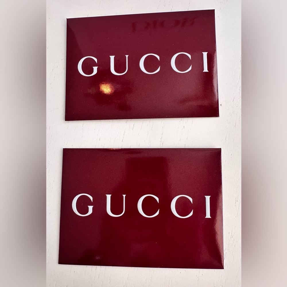 New! GUCCI Red Envelope Set with Embossed Card